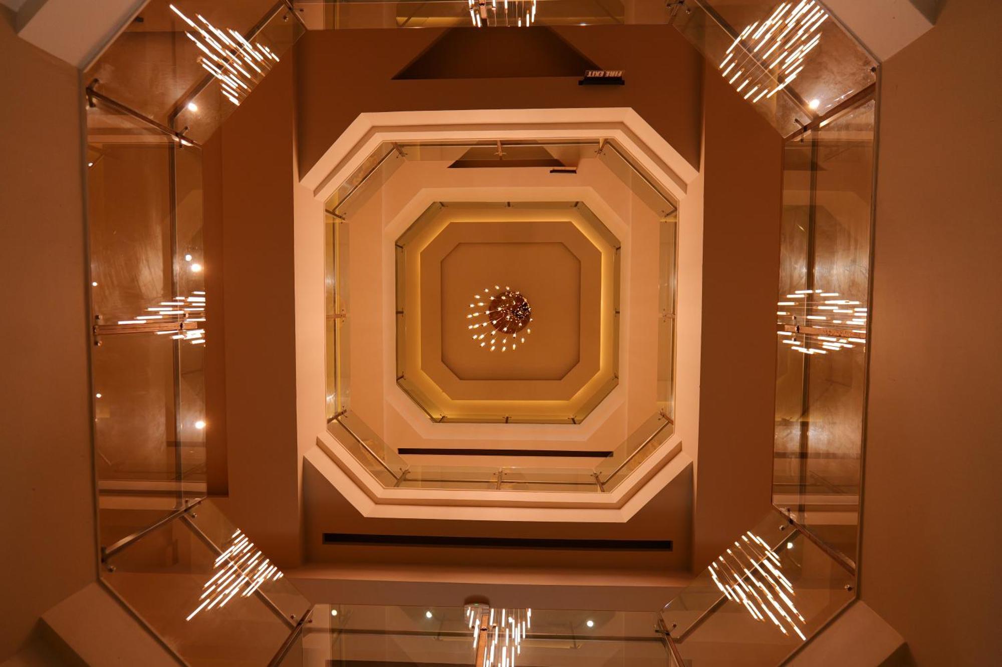Hotel Classico International Kannangad Exterior photo